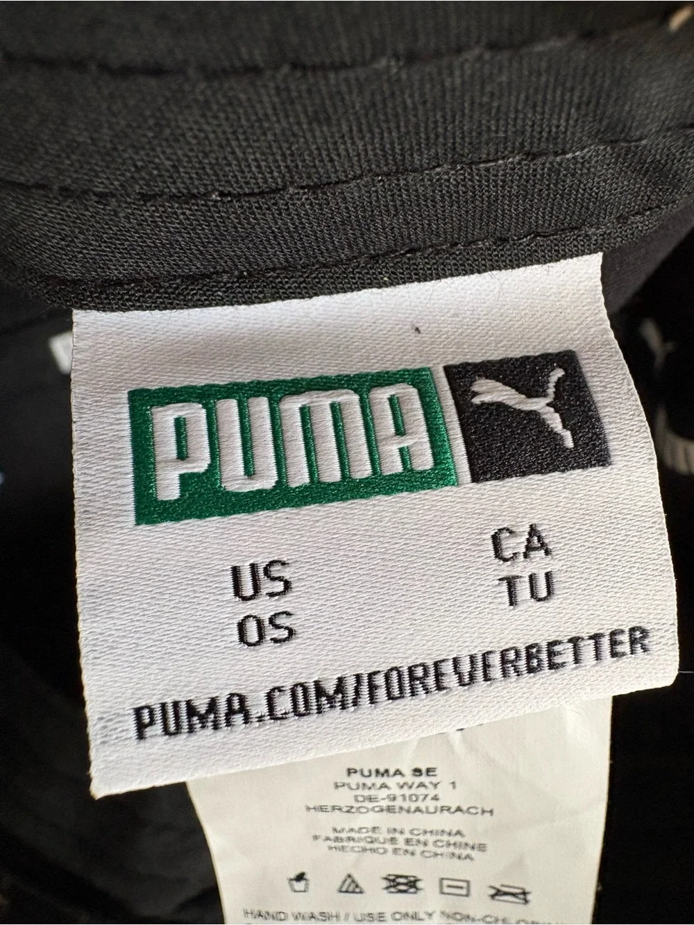 Puma Youth Black Classic Adjustable Baseball Cap Relaxed fit, Pre Curved Bill